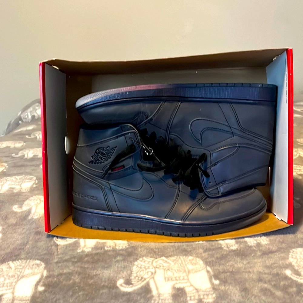 Nike Jordan One “Fearless” zoom High.